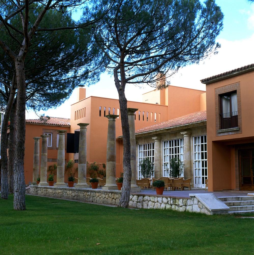 Parador De Tordesillas Exterior foto