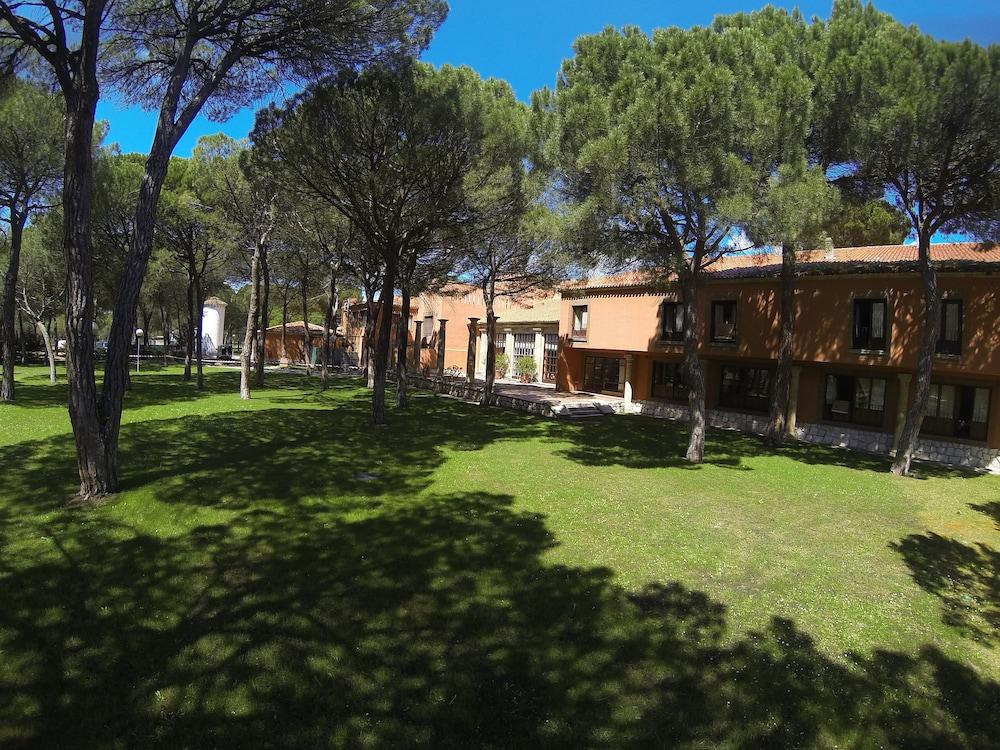 Parador De Tordesillas Exterior foto