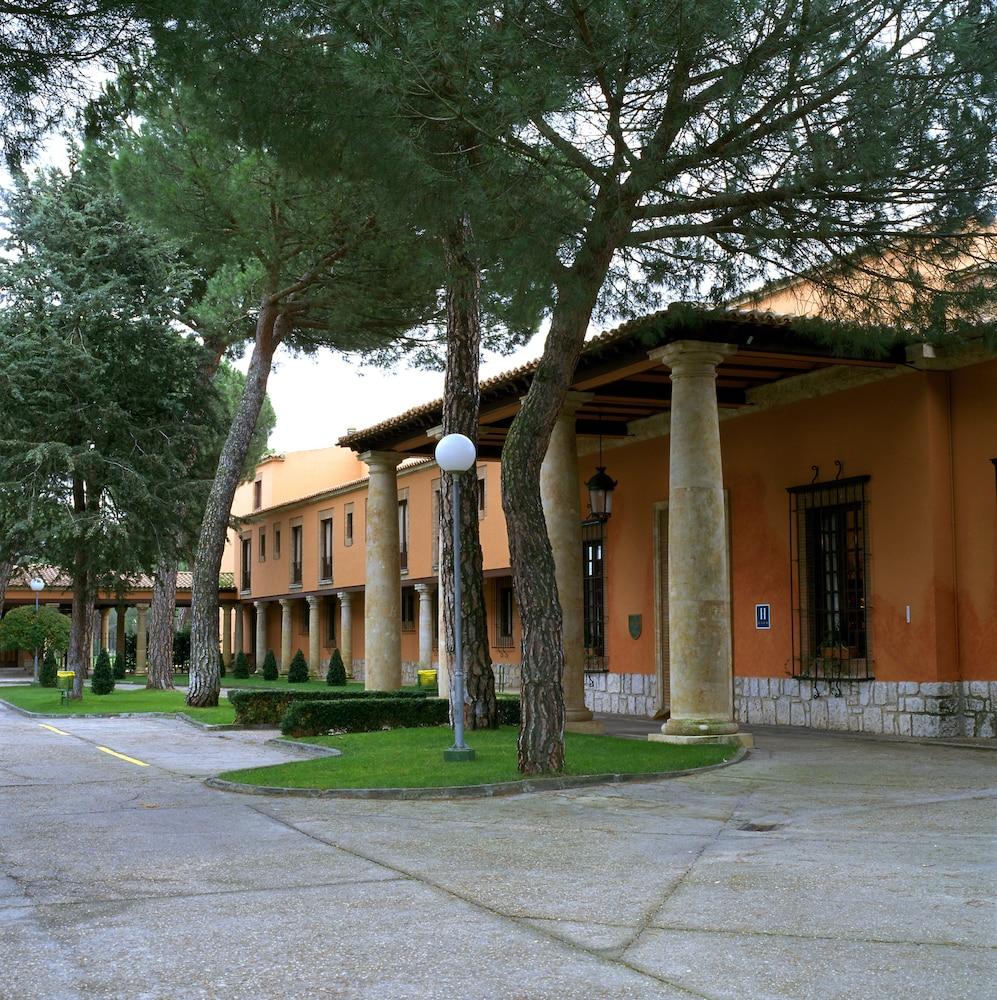 Parador De Tordesillas Exterior foto