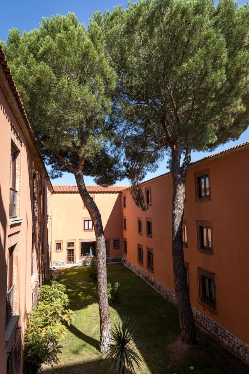 Parador De Tordesillas Exterior foto